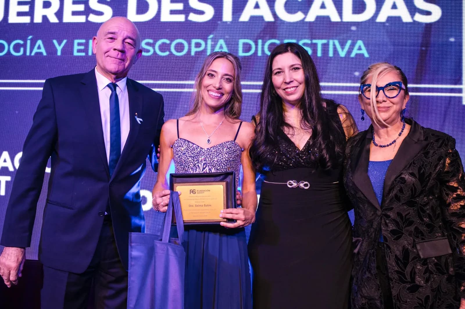 Entrega del Premio a Mujeres Destacadas en Gastroenterología